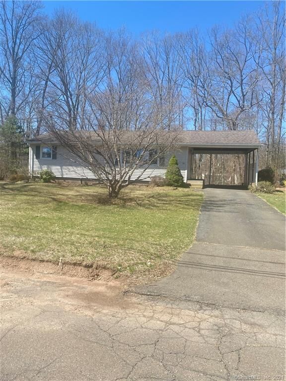 Property Photo:  85 Ridgetop Road  CT 06492 