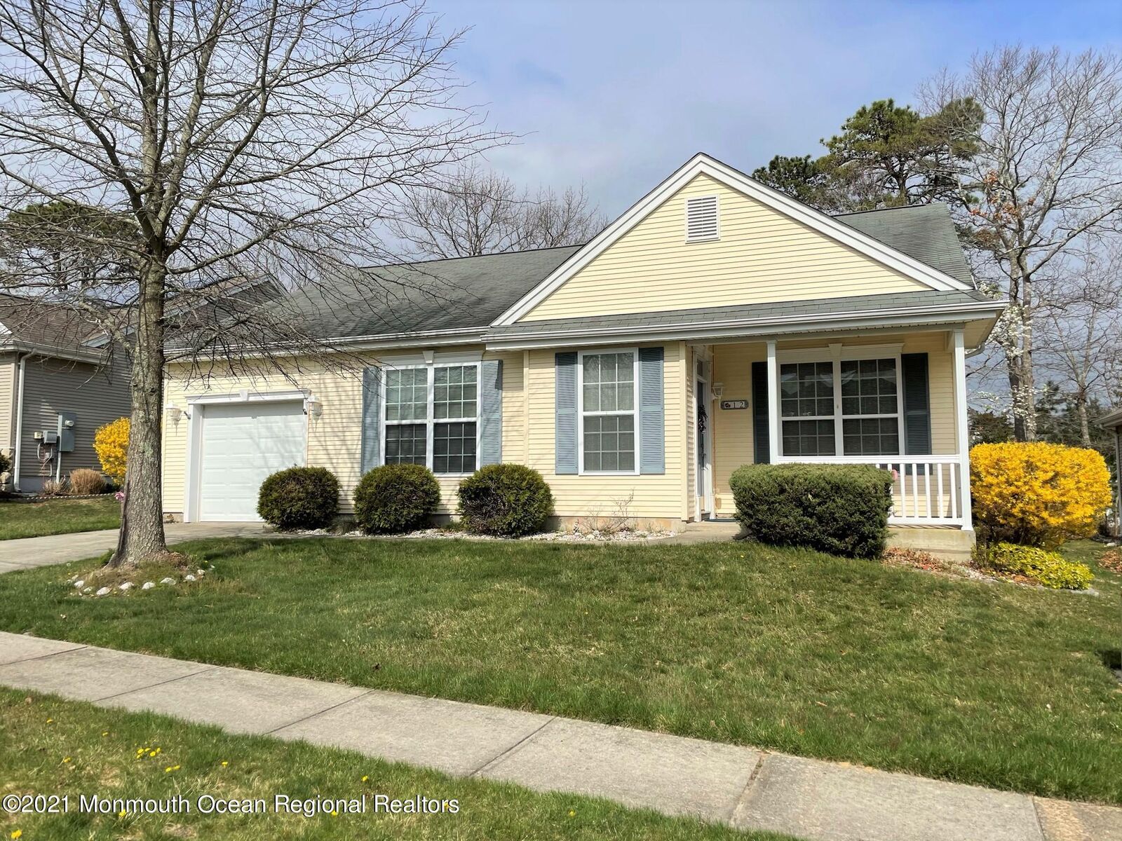 Property Photo:  12 Seagull Drive  NJ 08087 