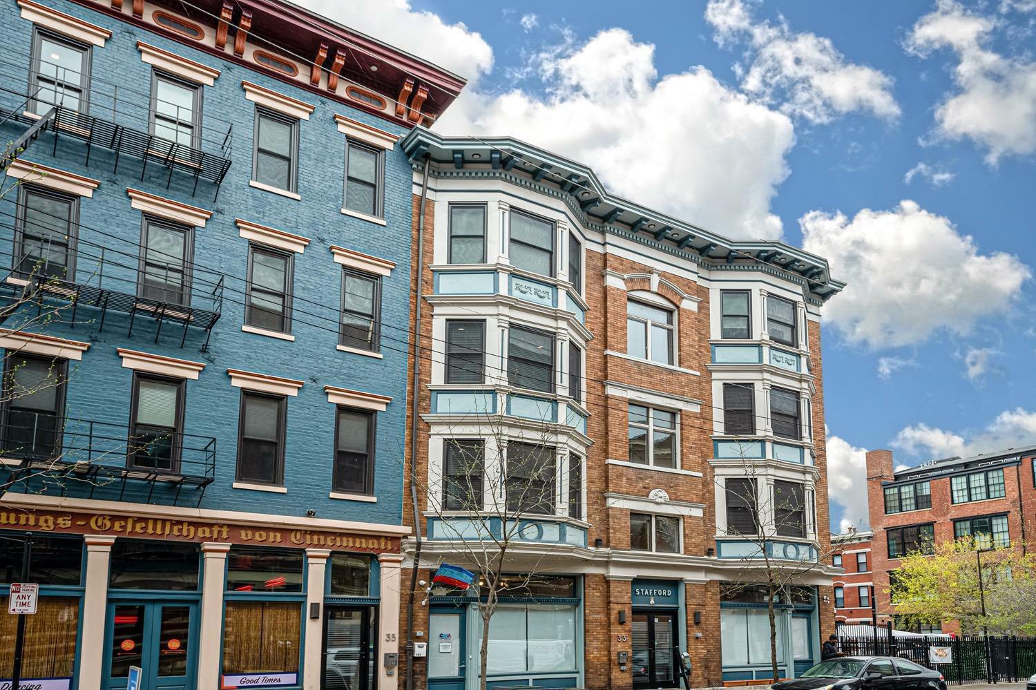 Property Photo: 33 E Thirteenth St 301 OH 45202