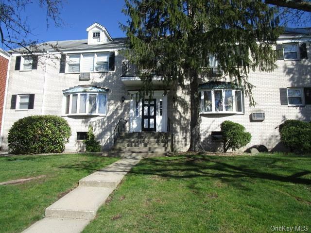 Property Photo: 26 Bon Aire Circle 1206 NY 10901