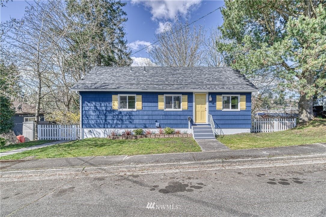 Property Photo:  309 Bryan Avenue  WA 98312 