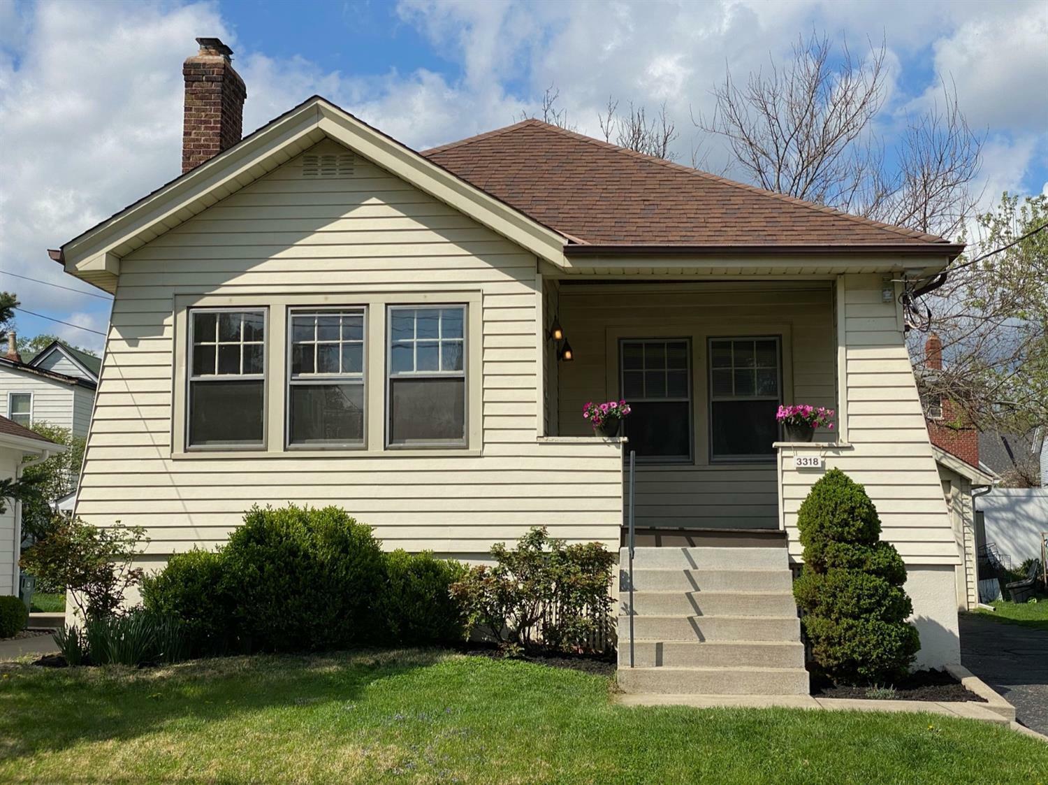 Property Photo: 3318 Alicemont Ave OH 45209