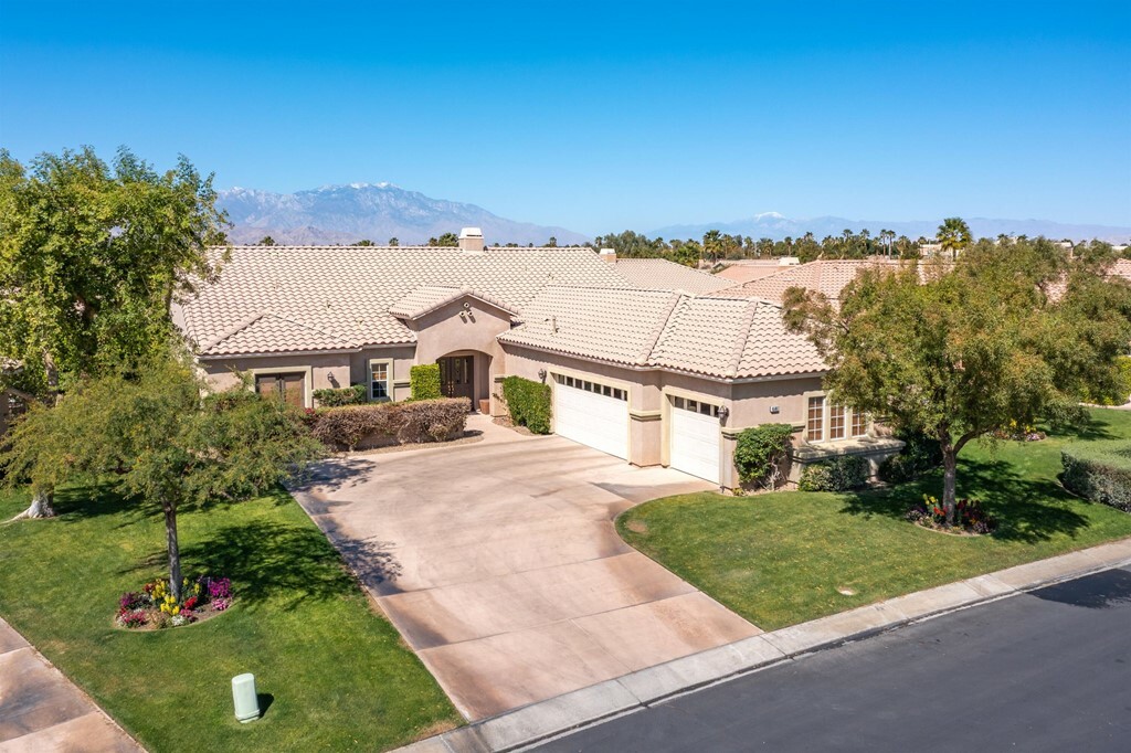 Property Photo:  45607 Pelican Hill Court  CA 92201 