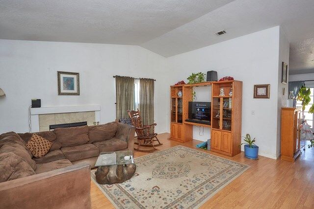 Property Photo: 14177 Pawnee Road CA 92307