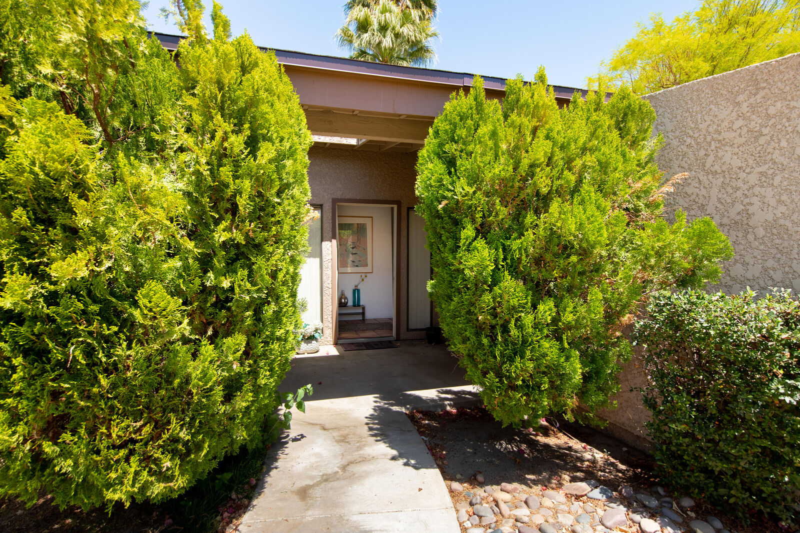 Property Photo:  74189 Catalina Way  CA 92260 