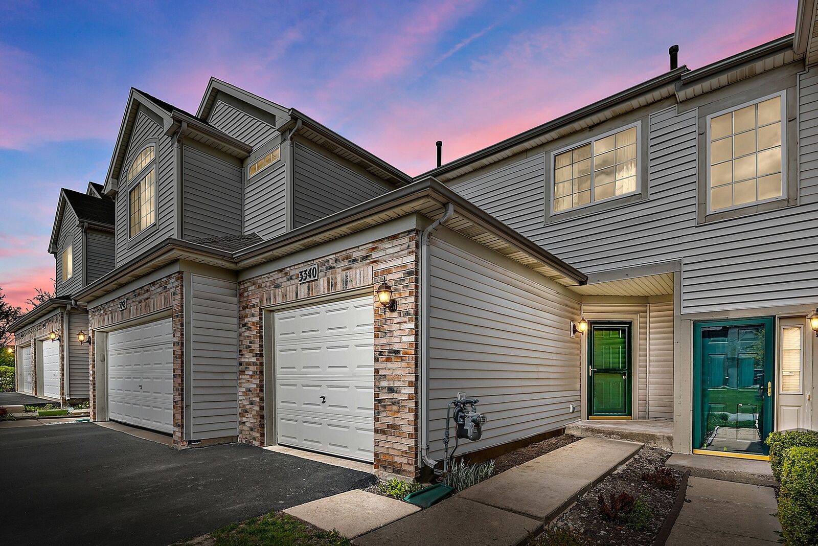 Property Photo: 3340 Blue Ridge Drive 3340 IL 60110