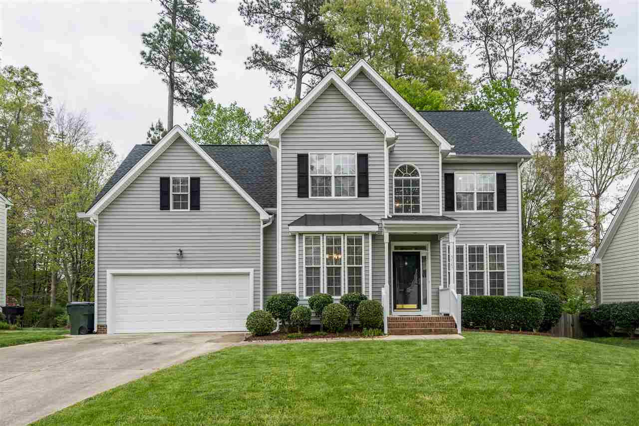 Property Photo:  5923 Rustic Wood Lane  NC 27713 