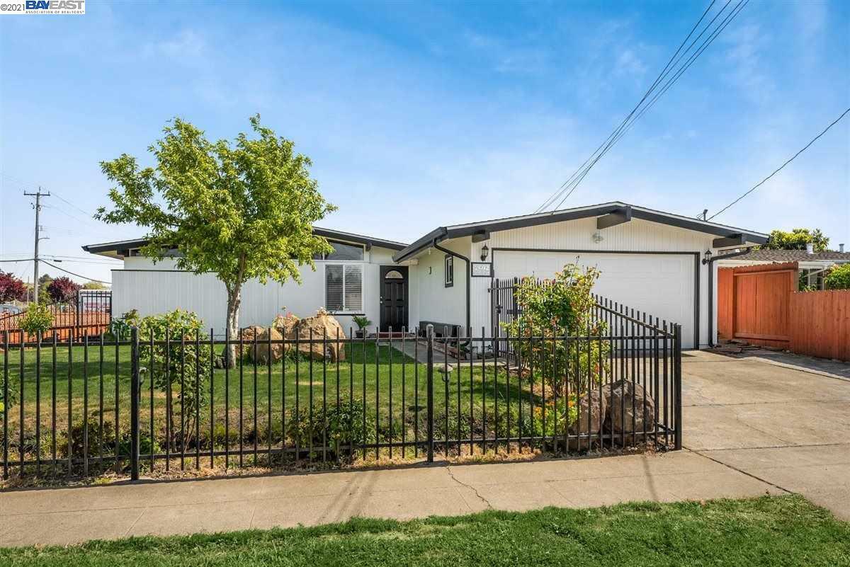 Property Photo:  2602 Darwin St  CA 94545 