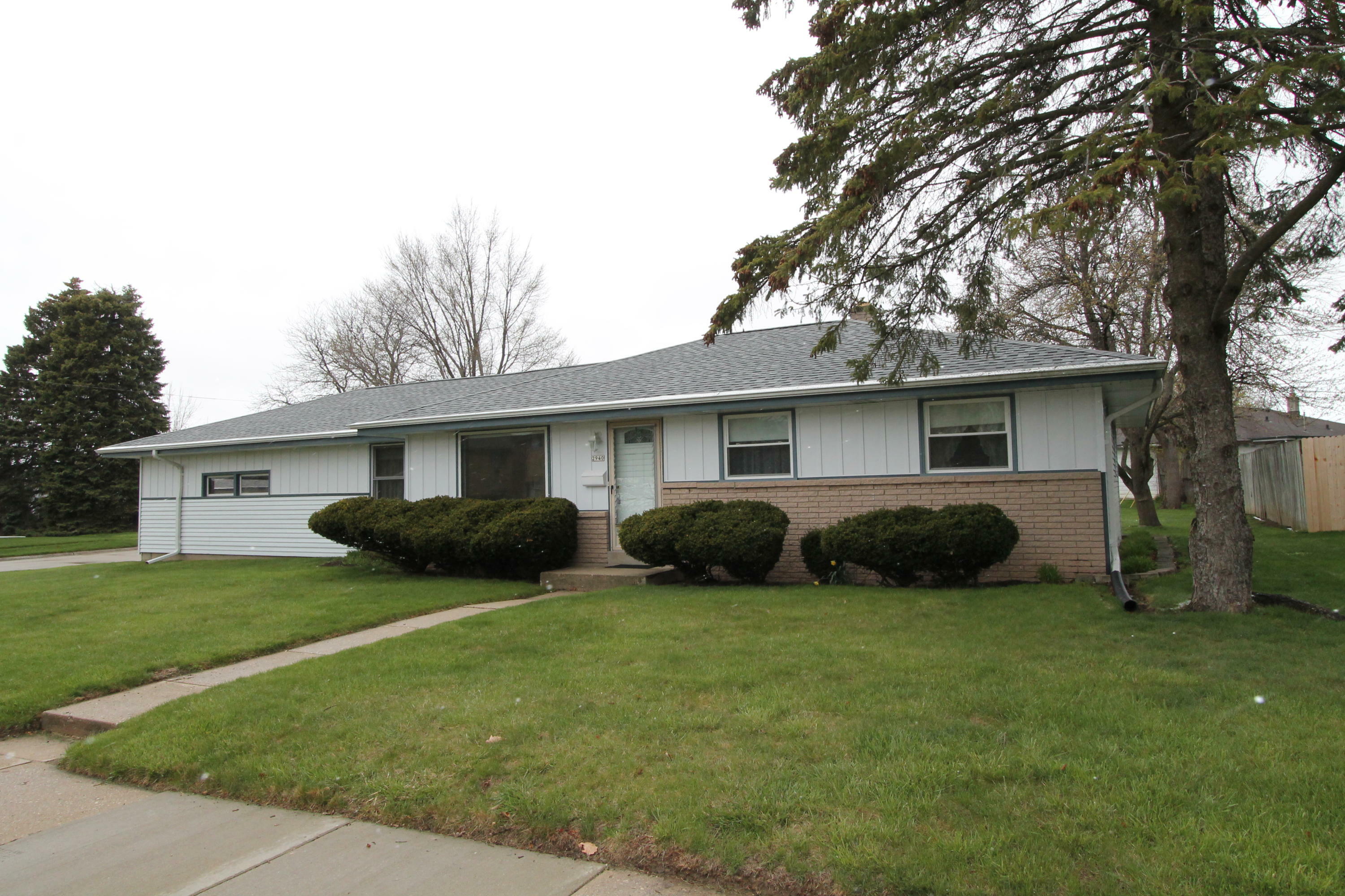 2940 E Adams Ave  Cudahy WI 53110 photo