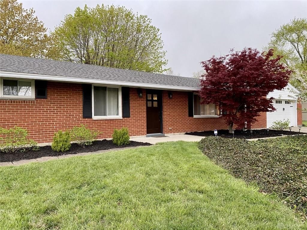 Property Photo: 6123 Millbrook Drive OH 45459