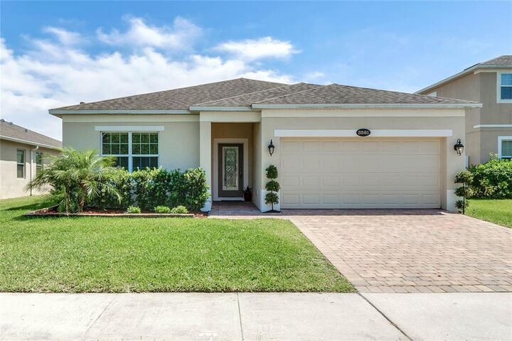 Property Photo:  3561 Creswick Circle  FL 32829 