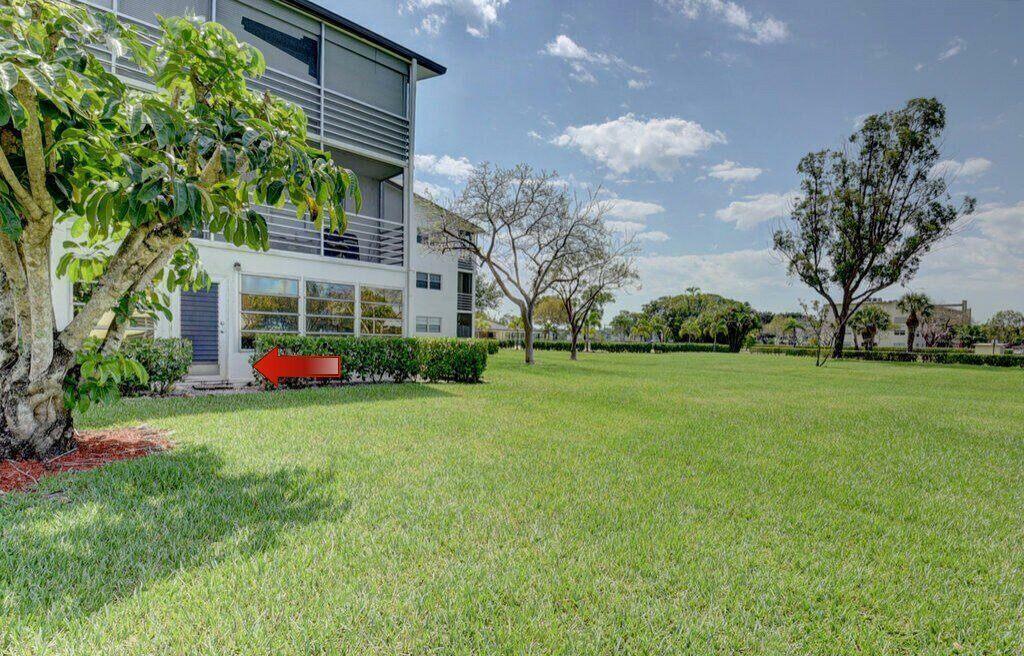 Property Photo:  179 Mansfield E  FL 33434 