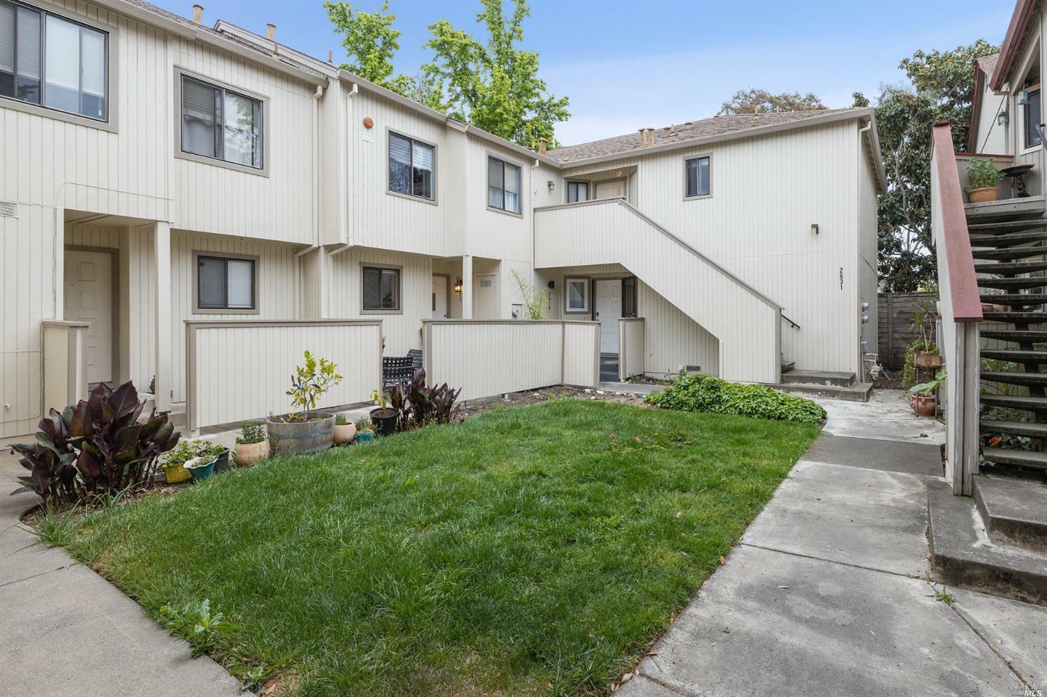Property Photo:  2627 Westberry Drive  CA 95403 