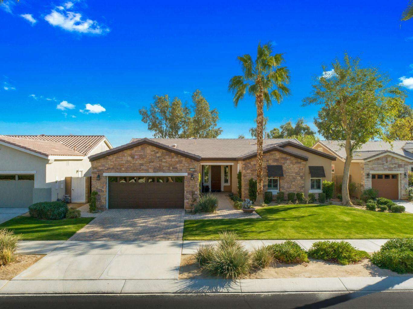 Property Photo: 60490 Desert Rose Drive CA 92253