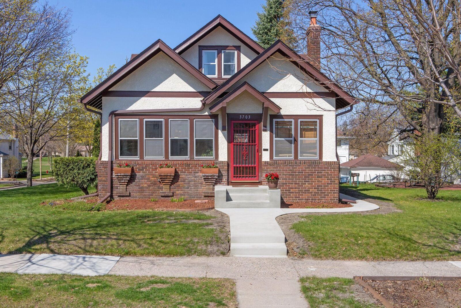 Property Photo:  3703 Washburn Avenue N  MN 55412 