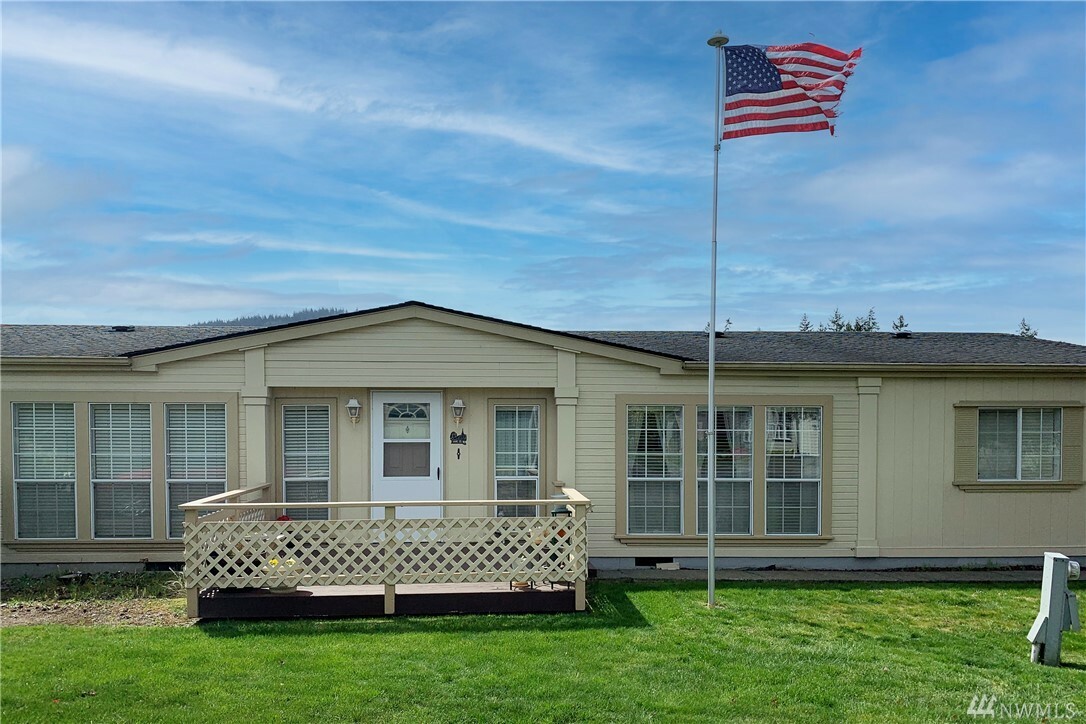 Property Photo:  2610 E Section St 71  WA 98274 