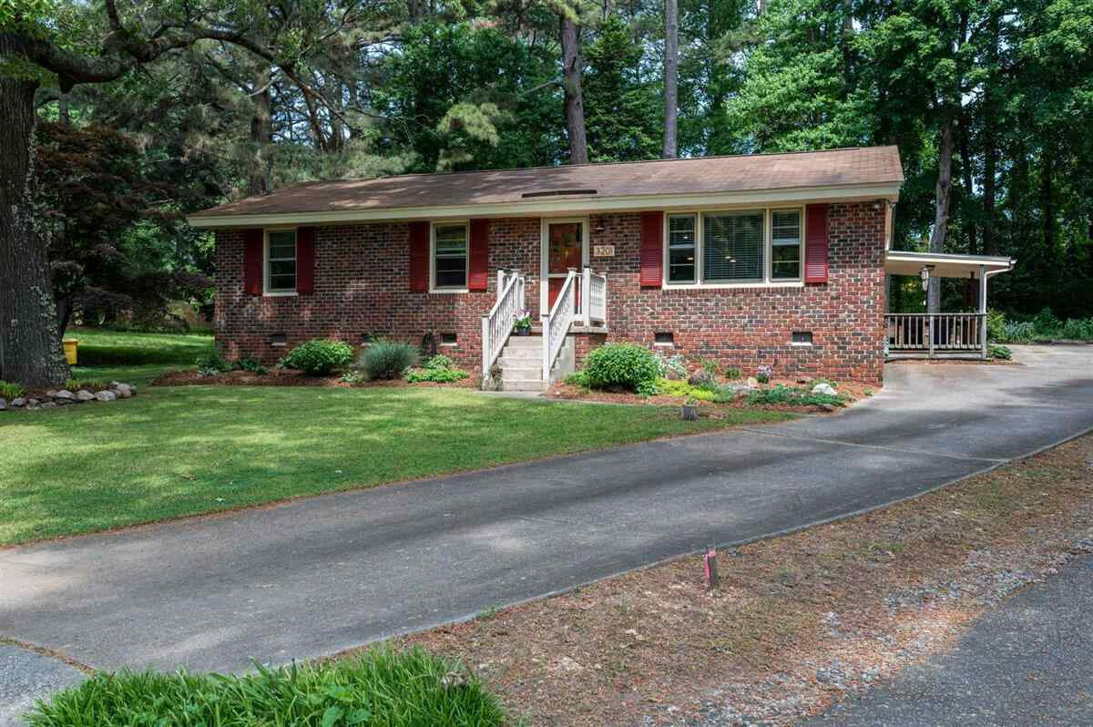 Property Photo:  3201 Broyhill Circle  NC 27604 