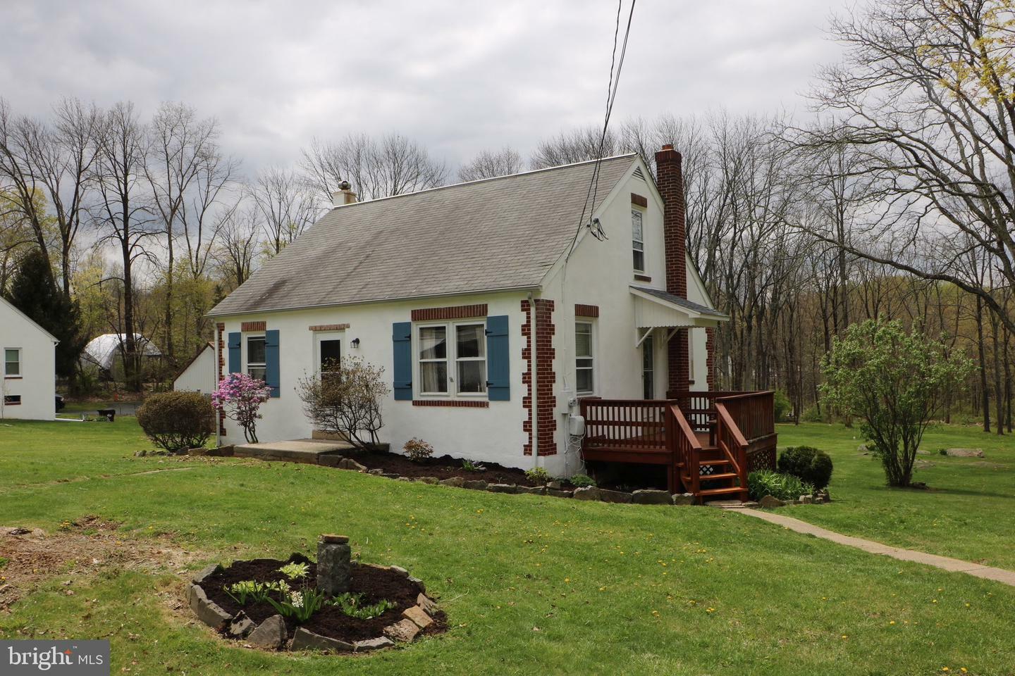 Property Photo:  956 Rock Hill Road  PA 18951 