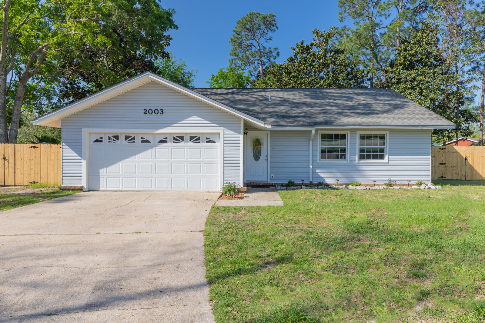 Property Photo: 2003 Coconut Palm Circle FL 32578