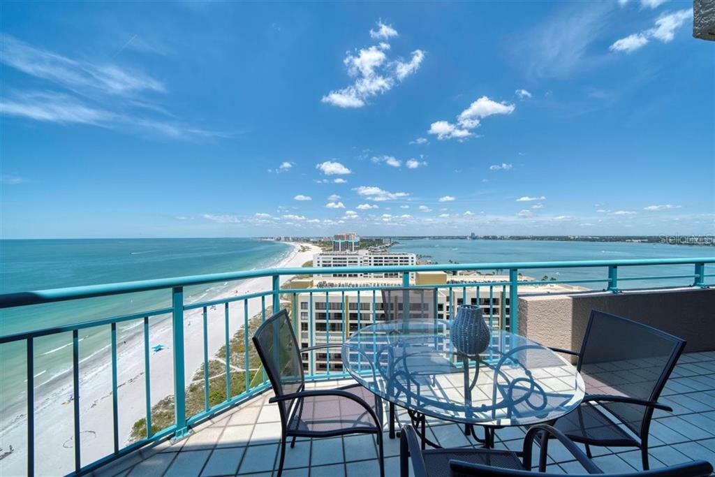 Property Photo:  1520 Gulf Boulevard Ph 4  FL 33767 