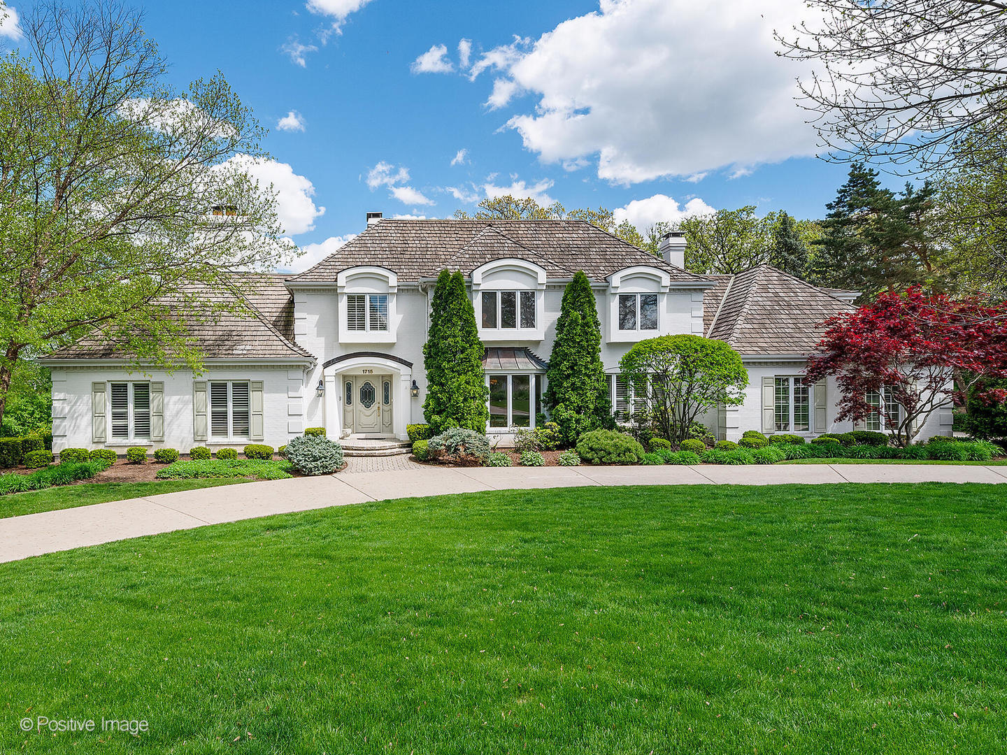 Property Photo:  1715 Midwest Club Parkway  IL 60523 