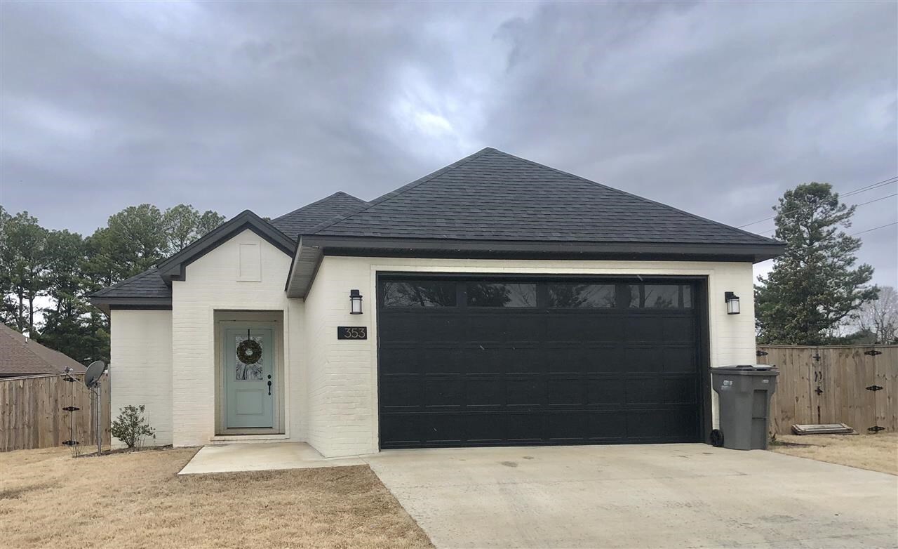 Property Photo: 353 Wolf Den AR 72405