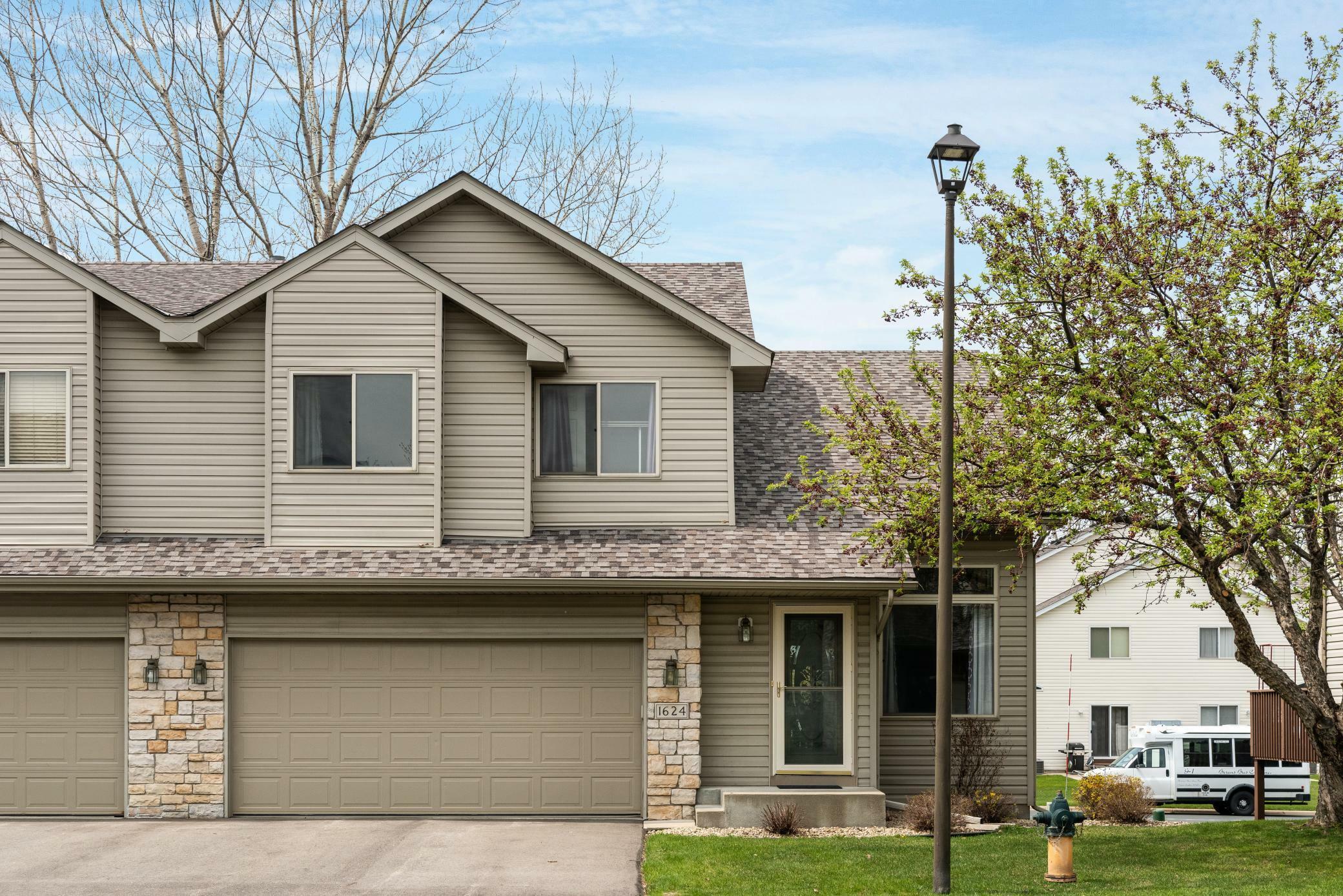 Property Photo:  1624 Wexford Lane  MN 55379 