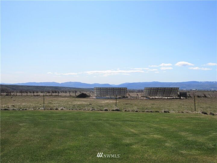 Property Photo: 11030 Reecer Creek Rd WA 98926