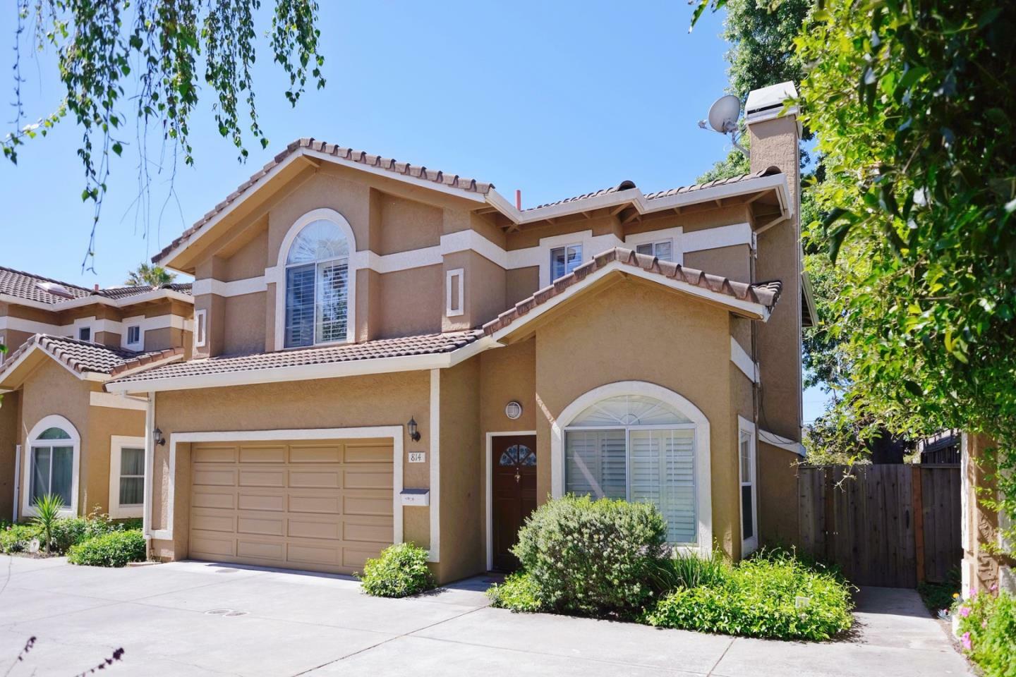Property Photo: 814 Palm Avenue CA 94061