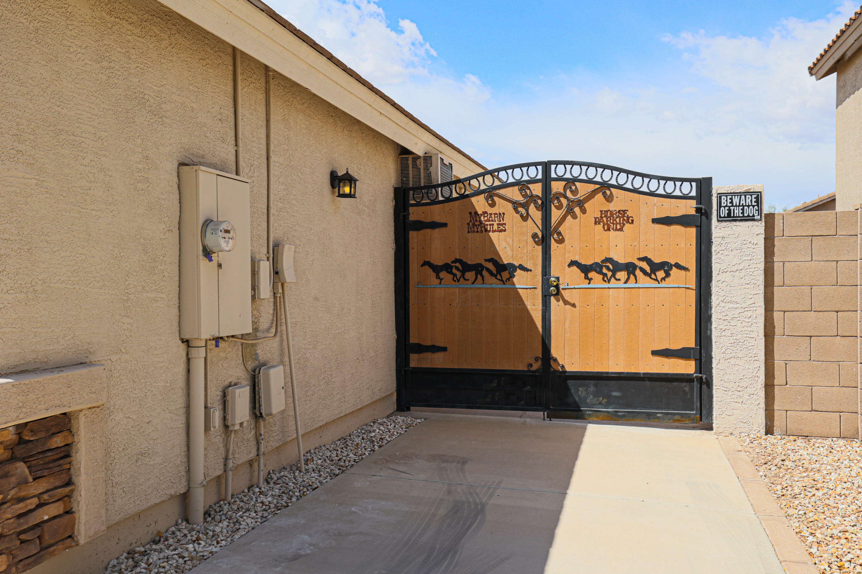 Property Photo:  16582 W Cottonwood Street  AZ 85388 