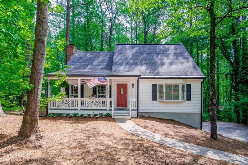 Property Photo: 190 Lake Somerset Crest NW GA 30064
