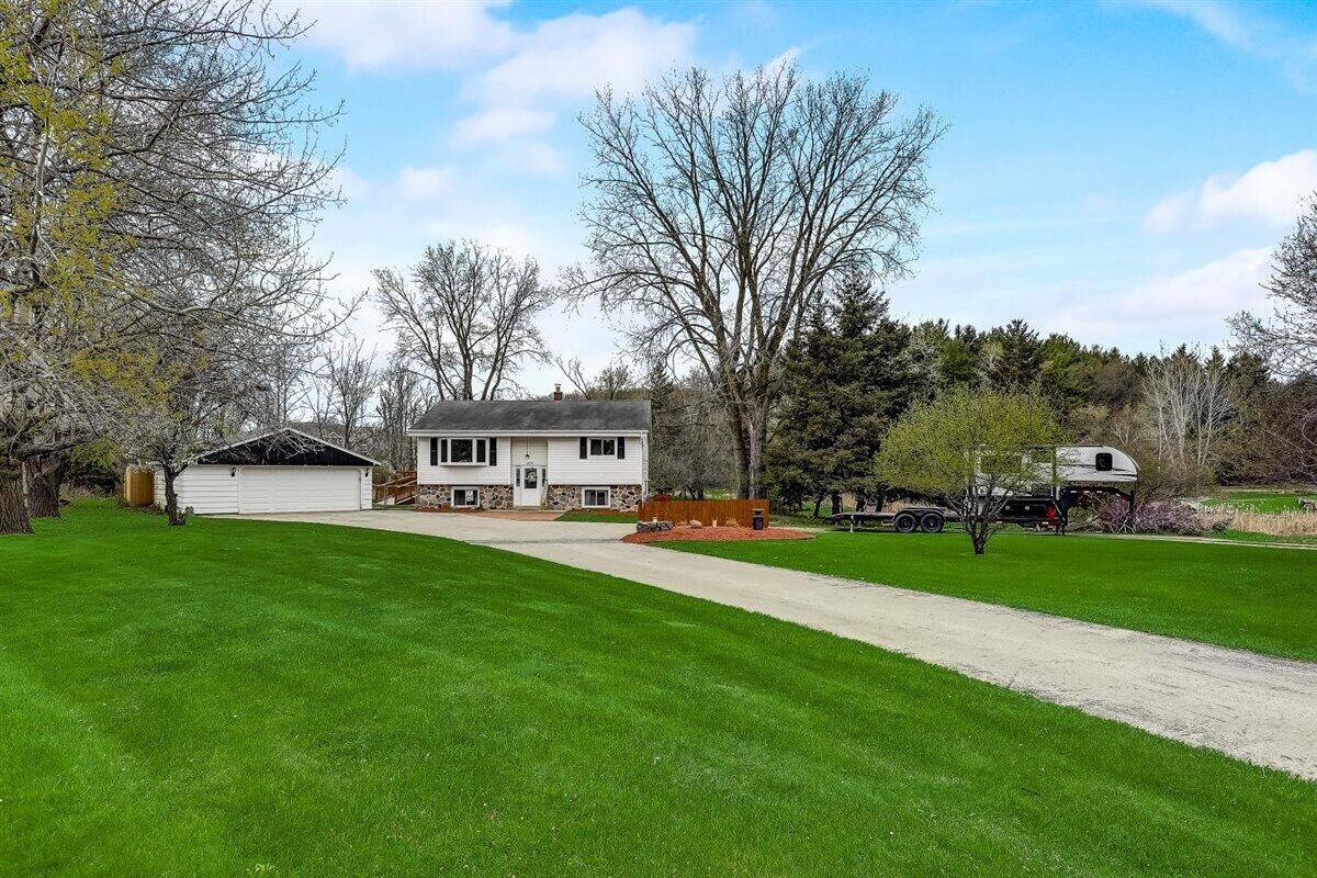 Property Photo:  3305 Beaver Dam Rd  WI 53090 