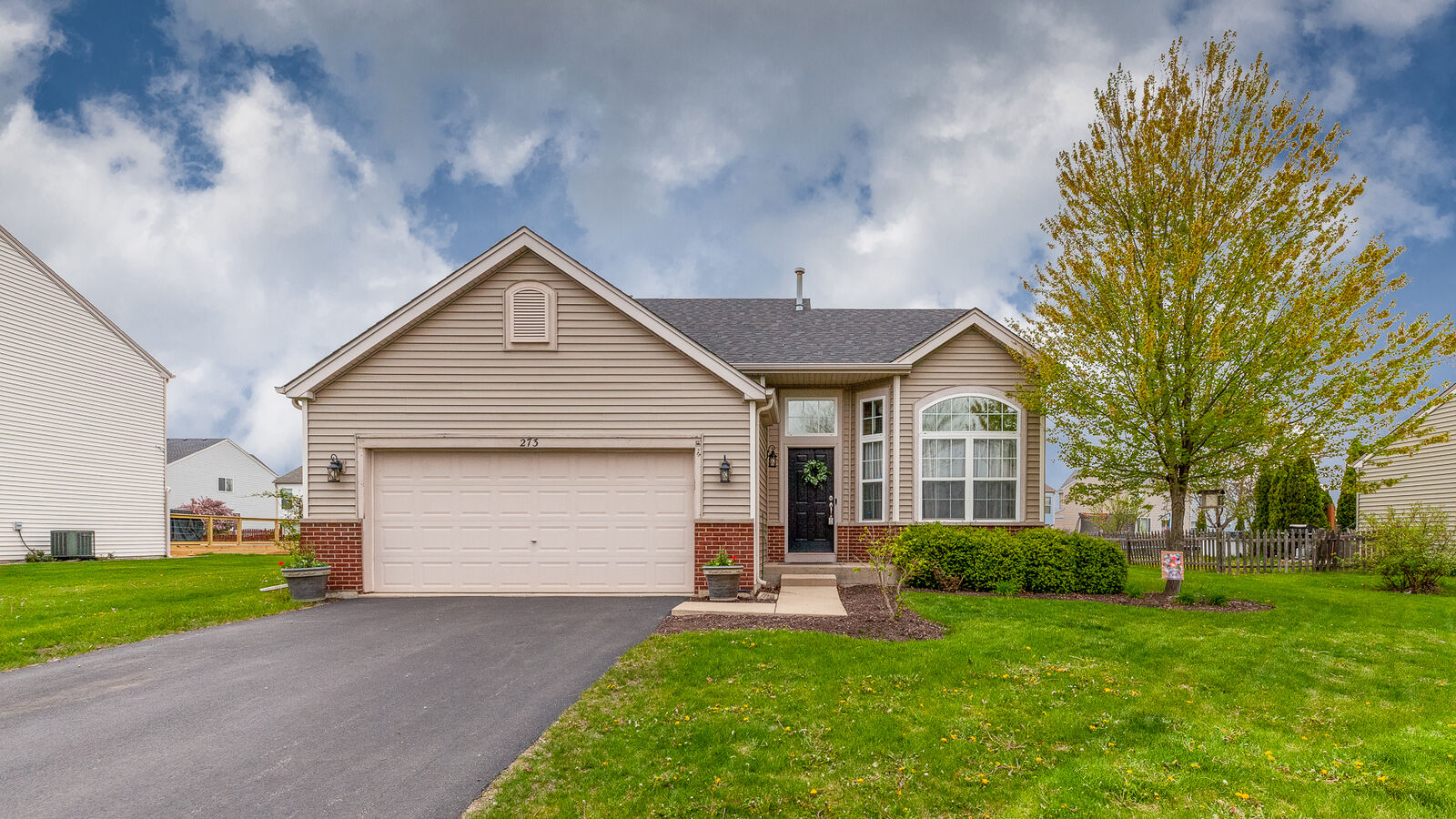 Property Photo:  273 Prairie Ridge Drive  IL 60447 