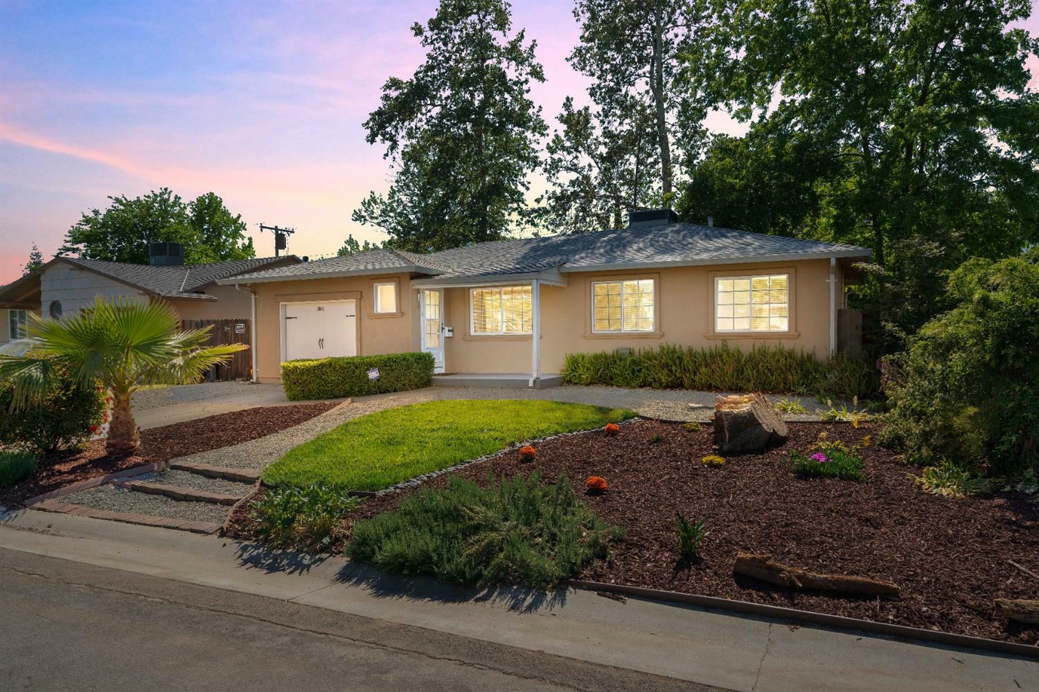 Property Photo:  2041 Waterford Road  CA 95815 