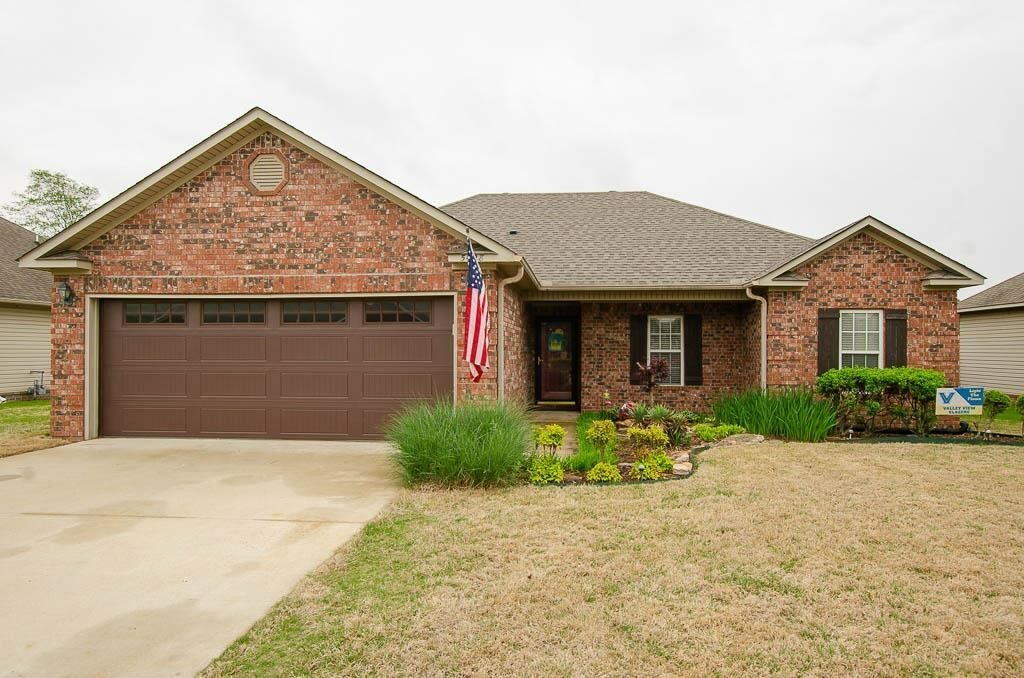 Property Photo: 5428 Cordova Lane AR 72404