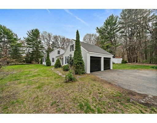 Property Photo:  77 Damons Point Rd  MA 02050 