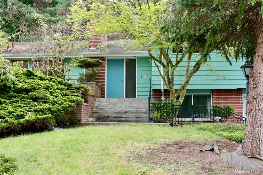 Property Photo:  8222 186th St SW  WA 98026 