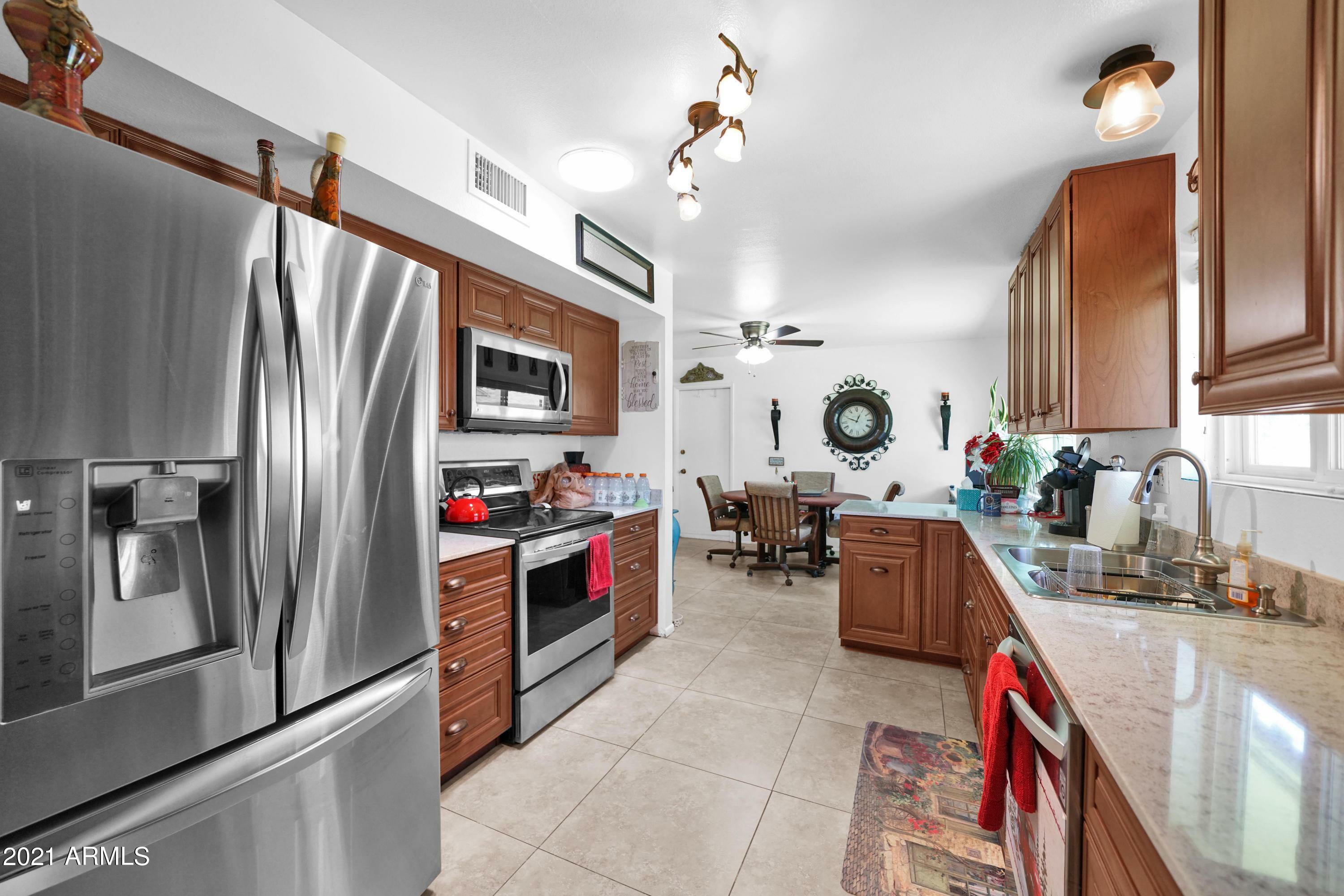 Property Photo: 10308 W Kingswood Circle AZ 85351