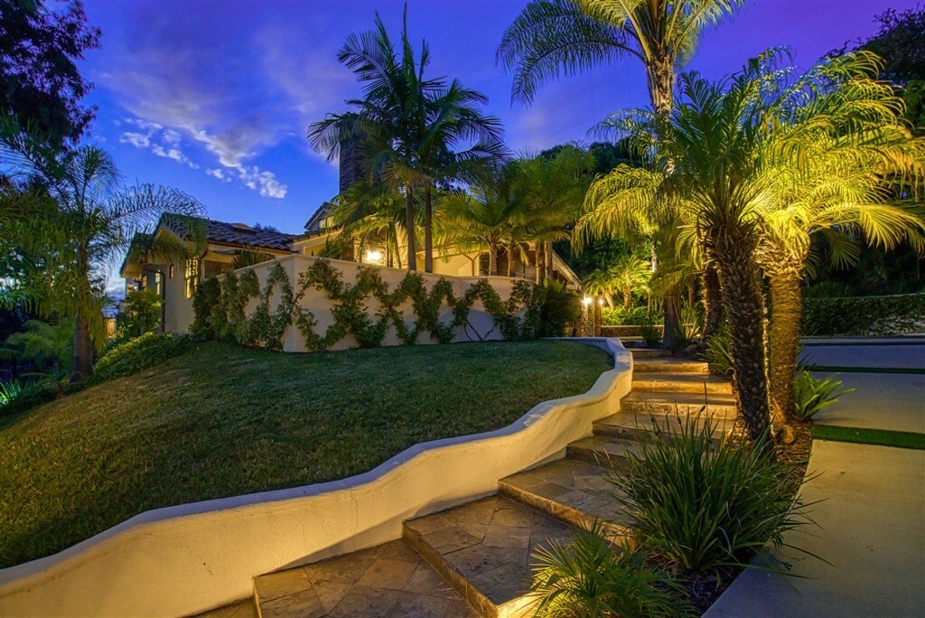 Property Photo: 3106 Circa De Tierra CA 92024