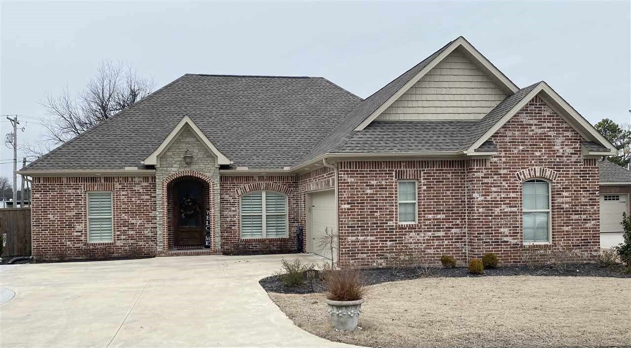 Property Photo:  109 Holly Street  AR 72442 