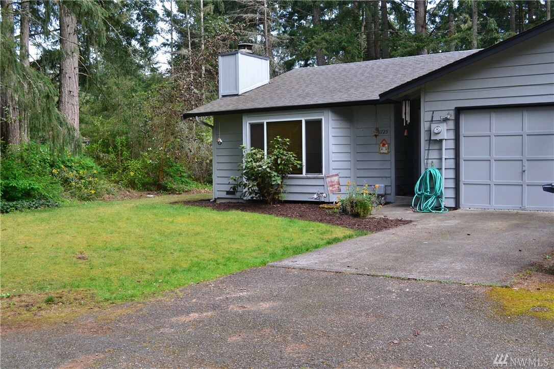 Property Photo:  1723 153rd St S  WA 98387 