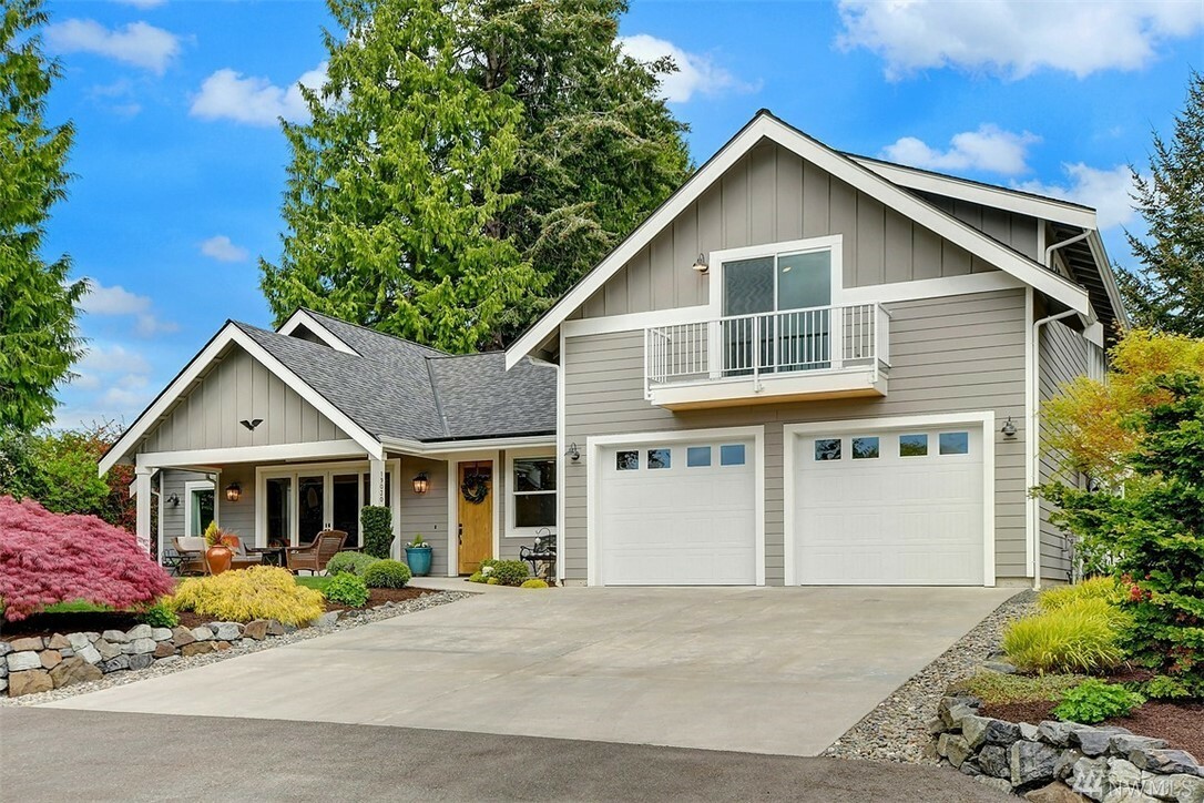 Property Photo:  19030 9th Place NW  WA 98177 