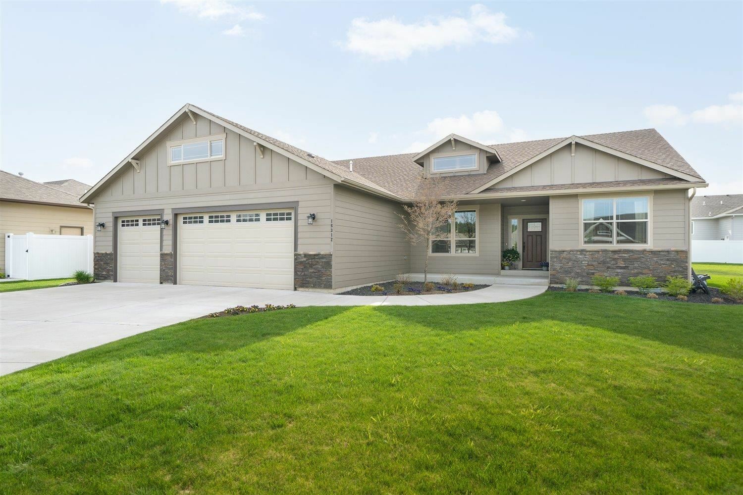 Property Photo: 16312 E 10th Ln WA 99037