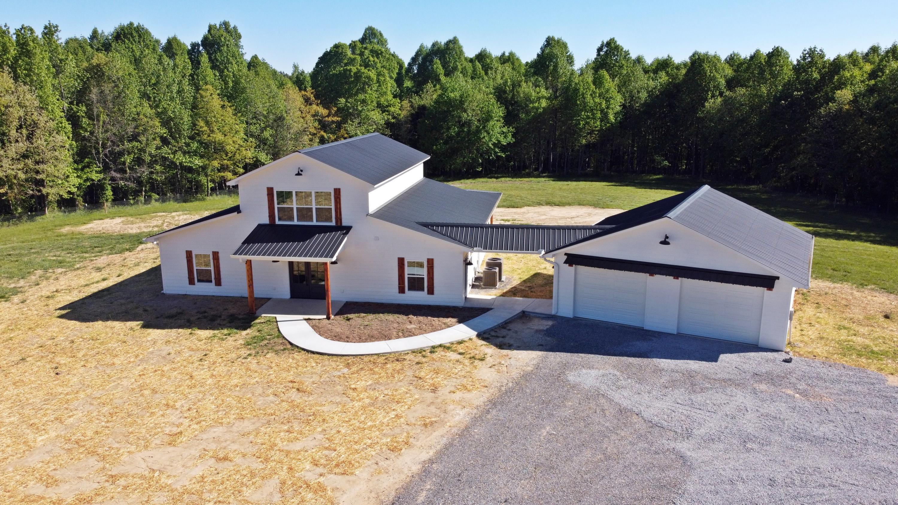 Property Photo: 602 County Road 771 AL 35981
