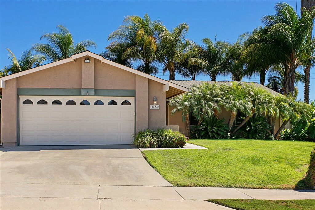 Property Photo:  3654 Azure Lado Dr.  CA 92056 