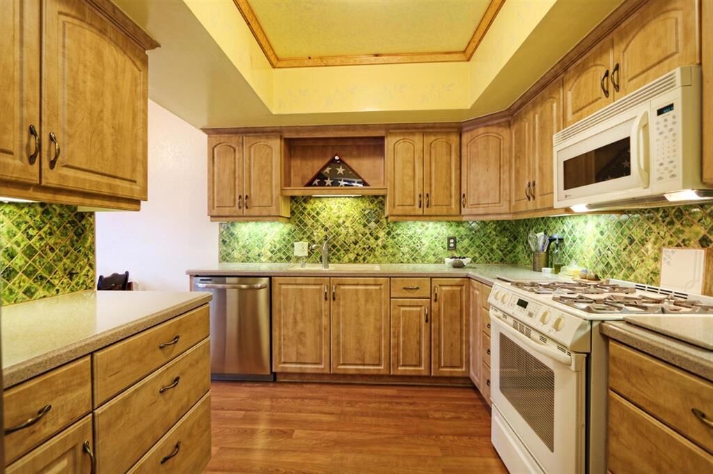 Property Photo: 1130 Sumner Ave K CA 92021