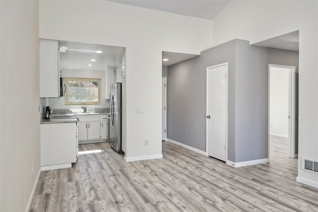 Property Photo: 1977 Ursina Place CA 92024
