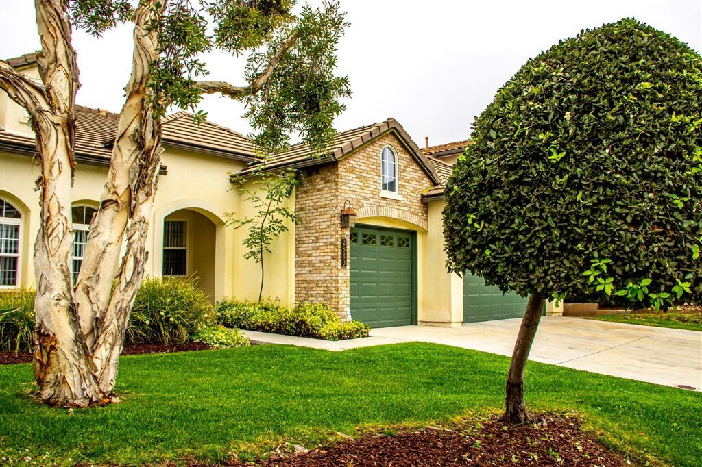 Property Photo:  2843 Charleston Pl  CA 91914 