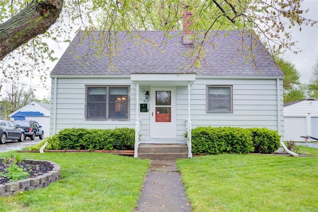 Property Photo: 612 Alexander Drive OH 45403