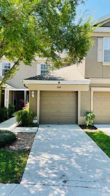 Property Photo:  9809 Fan Palm Way  FL 33610 